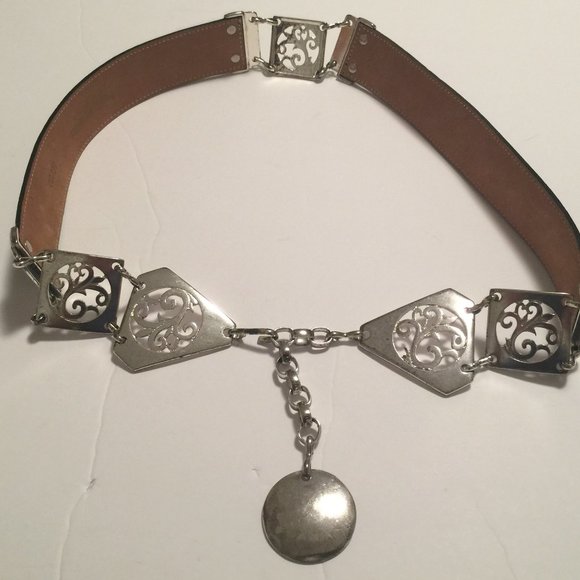 STREETS AHEAD LEATHER/METAL BELT - Picture 1 of 8